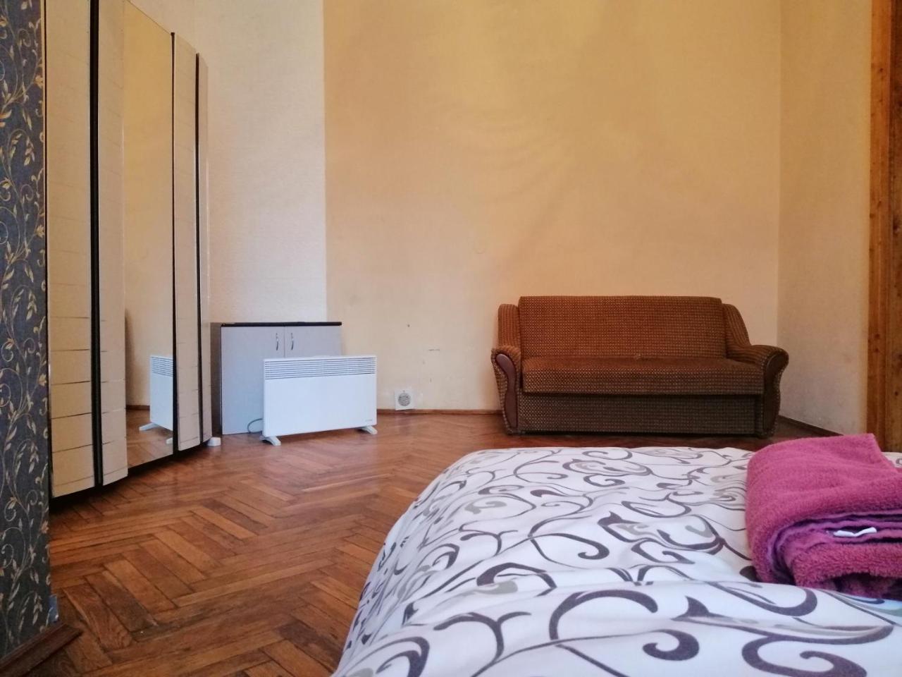 إلفيف Apple Hostel المظهر الخارجي الصورة
